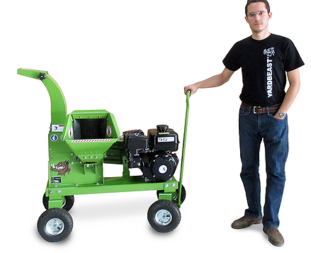 The compact design of the Yardbeast 2510 makes this wood chipper a really great addition to your landscaping equipment fleet