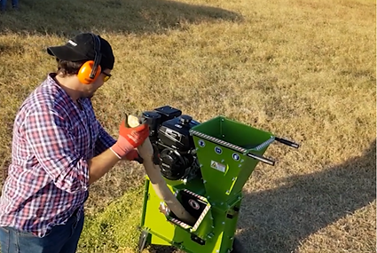 a customer making good use of his Yardbeast 2050 by chipping a 3 inch diameter branch and shredding copious amount of leaves